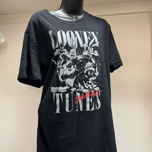 NWOT (XL) Old Navy Looney Tunes Graphic T-Shirt - Classic Black Tee